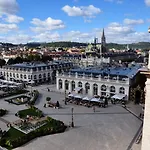 Grand De La Reine - Place Stanislas فندق