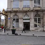 Grand De La Reine - Place Stanislas نانسي