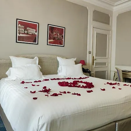 Grand De La Reine - Place Stanislas Hotel Nancy