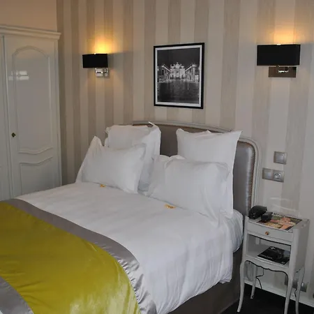 Grand De La Reine - Place Stanislas 4*