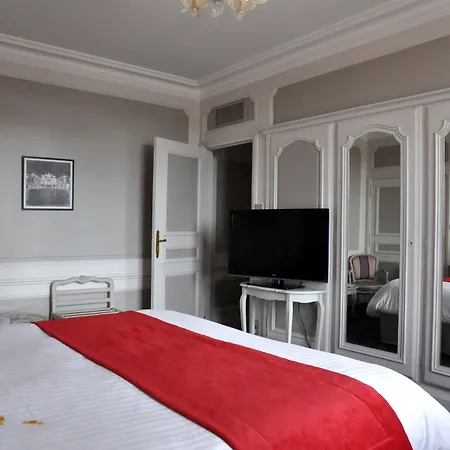 Hotel Grand De La Reine - Place Stanislas