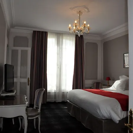 ホテル Grand De La Reine - Place Stanislas ナンシー