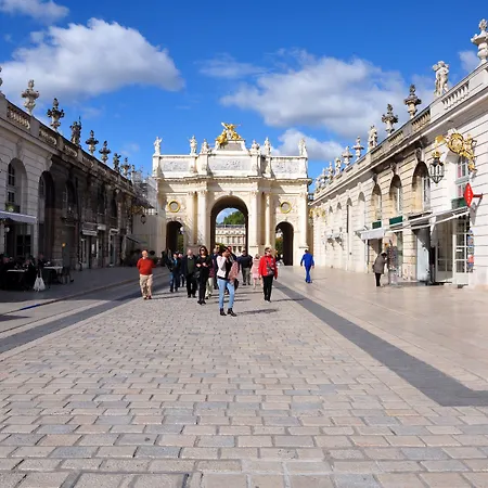 Grand De La Reine - Place Stanislas 4* Nancy