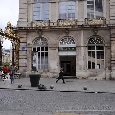 Grand De La Reine - Place Stanislas ナンシー
