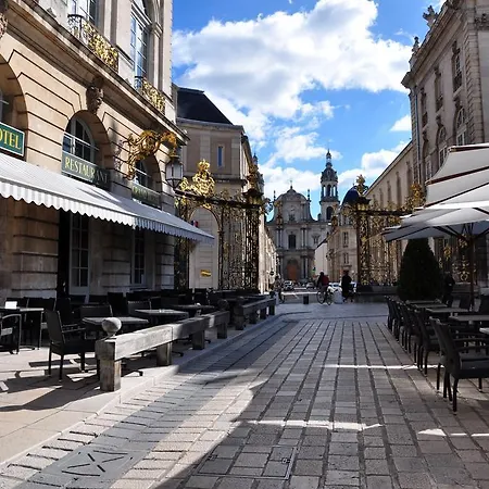 Hotel Grand De La Reine - Place Stanislas