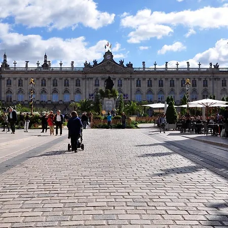 Hotel Grand De La Reine - Place Stanislas
