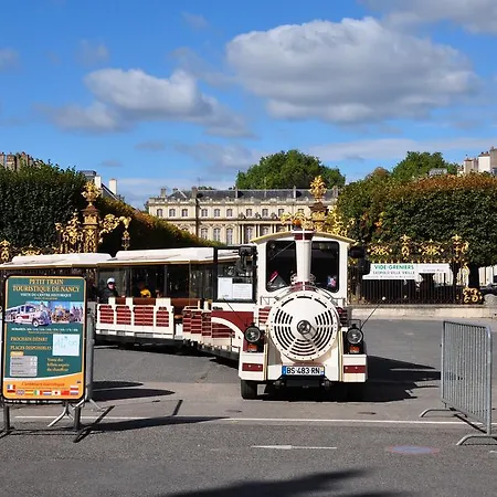 Grand De La Reine - Place Stanislas