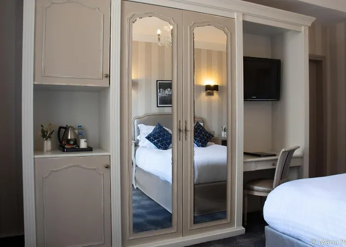 Grand De La Reine - Place Stanislas 4*