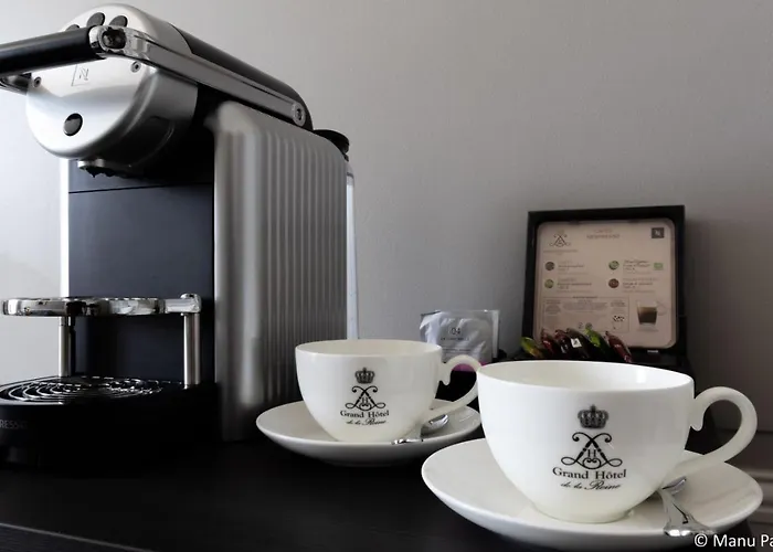 מלון Grand De La Reine - Place Stanislas 4*