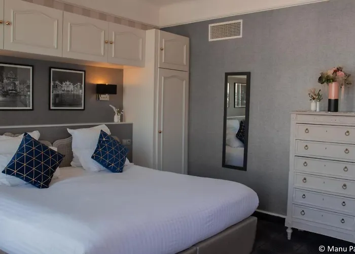 Grand De La Reine - Place Stanislas נאנסי