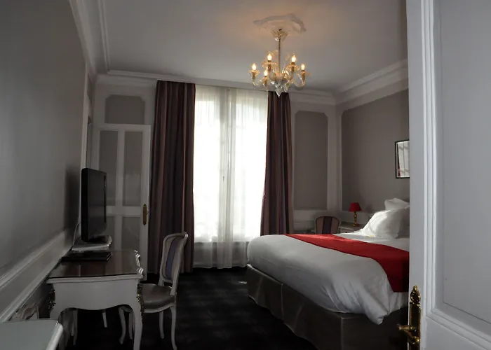 מלון Grand De La Reine - Place Stanislas נאנסי