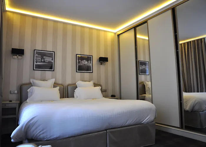 Grand De La Reine - Place Stanislas 4* נאנסי