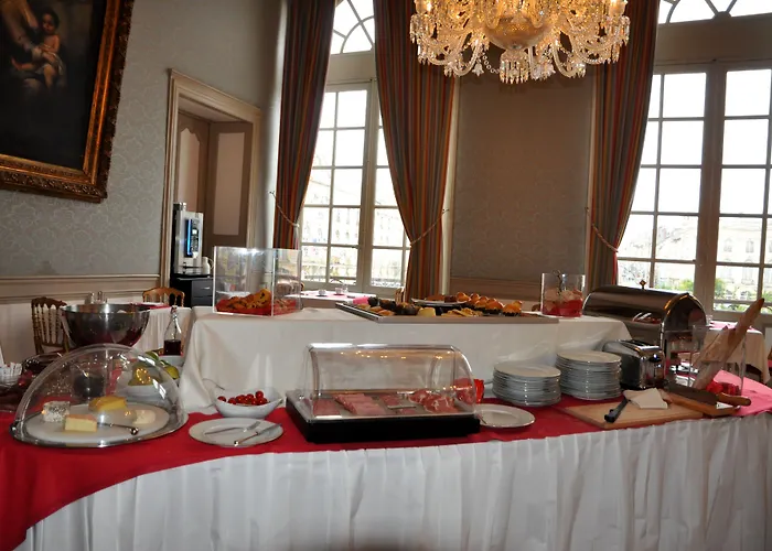 Grand De La Reine - Place Stanislas Νανσύ