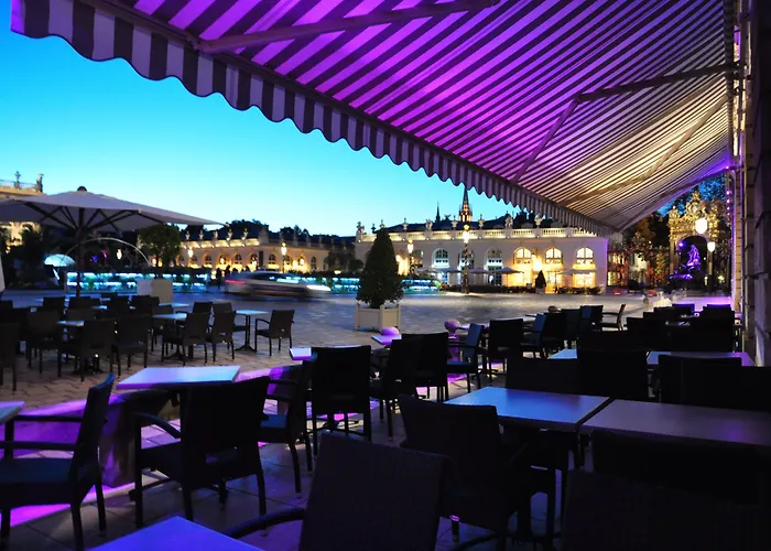 מלון Grand De La Reine - Place Stanislas 4*