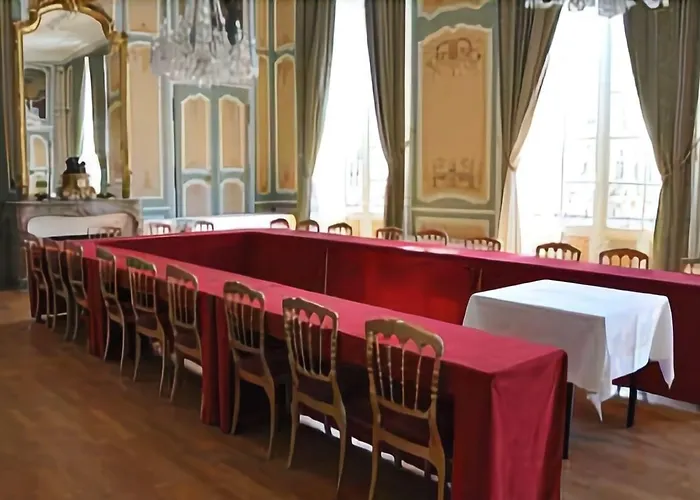 Grand De La Reine - Place Stanislas Νανσύ