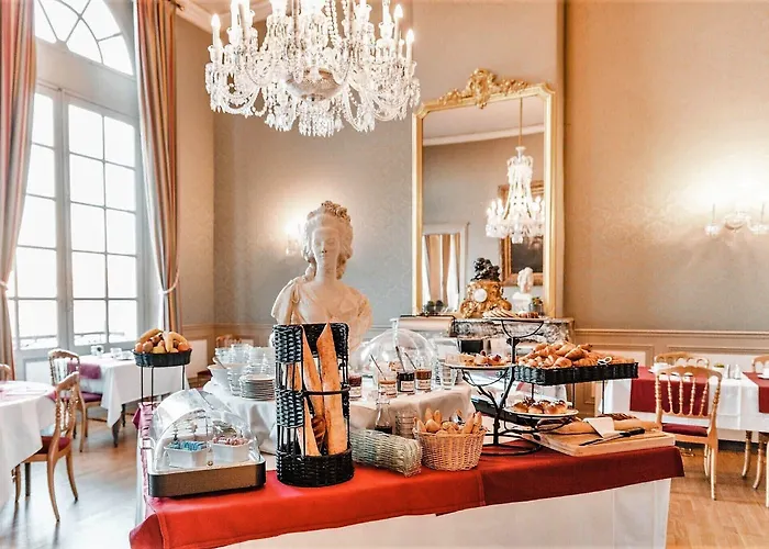 Hotel Grand De La Reine - Place Stanislas 4*